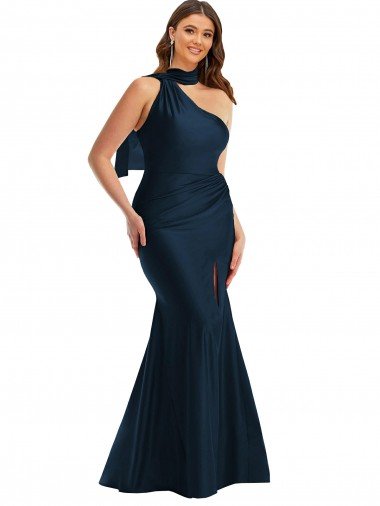 Azul marina oscuro Sirena Un Hombre Halter Satén sedoso Largo Formales Vestidos de dama de honor / Vestidos de fiesta Descuento