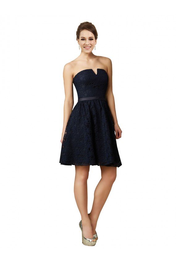 Azul marina oscuro línea A Cuello en V Encaje Corto Vestidos de dama de honor / Vestidos de cóctel Descuento