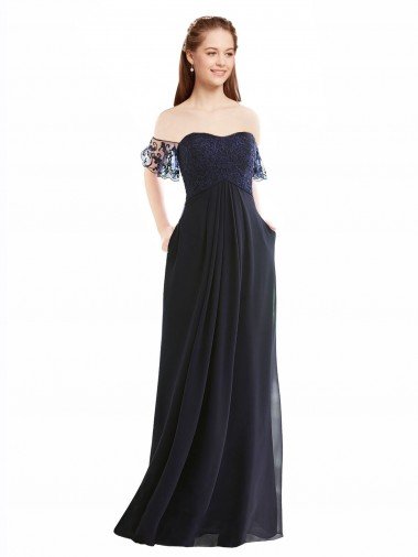 Azul marina oscuro línea A Hombros Descubiertos Cuello en V Gasa Encaje Largo Vestidos de dama de honor Descuento