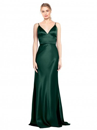 Cazador Verde Cubierta Tirantes espagueti Cuello en V Cuello Alto Satén elástico Largo Formales Vestidos de dama de honor / Vestidos de fiesta Descuento