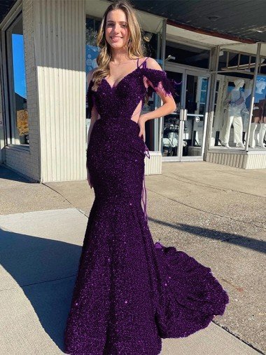 Ciruela Cubierta Tirantes espagueti Cuello en V Cola corte Lentejuelas Terciopelo Largo Vestidos de fiesta Descuento