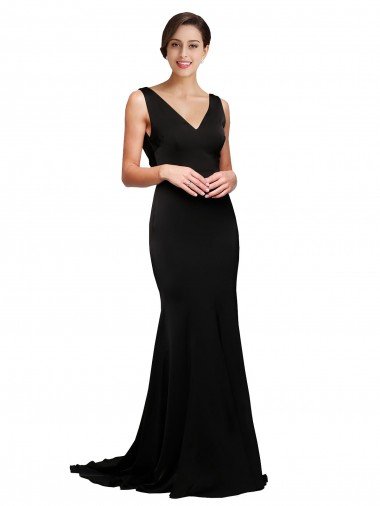 Negro línea A Cuello en V Barrer tren Satén sedoso Largo Formales Vestidos de dama de honor / Vestidos de fiesta Descuento