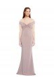 Rosa empolvado Sirena Hombros Descubiertos Cuello en V Crepé Elástico Largo Formales Vestidos de dama de honor / Vestidos de fiesta Descuento