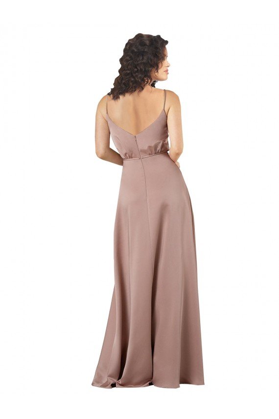 Rosa empolvado línea A Cuello en V Cuello de Corazón Satén sedoso Largo Formales Vestidos de dama de honor / Vestidos de noche Descuento
