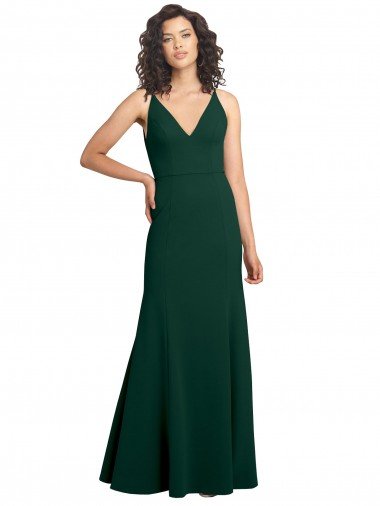 Verde Midnight línea A Cuello en V Crepé Elástico Largo Formales Vestidos de dama de honor / Vestidos de fiesta Descuento